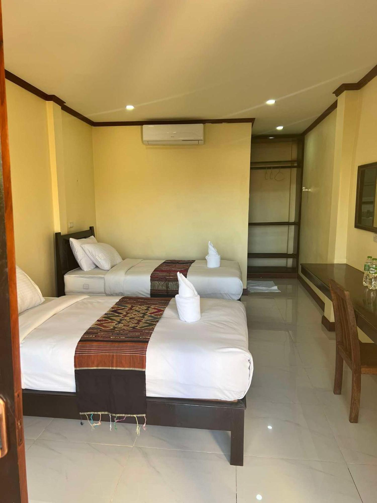 Lebijou Guesthouse - Konesavath Ban Dondét Zewnętrze zdjęcie