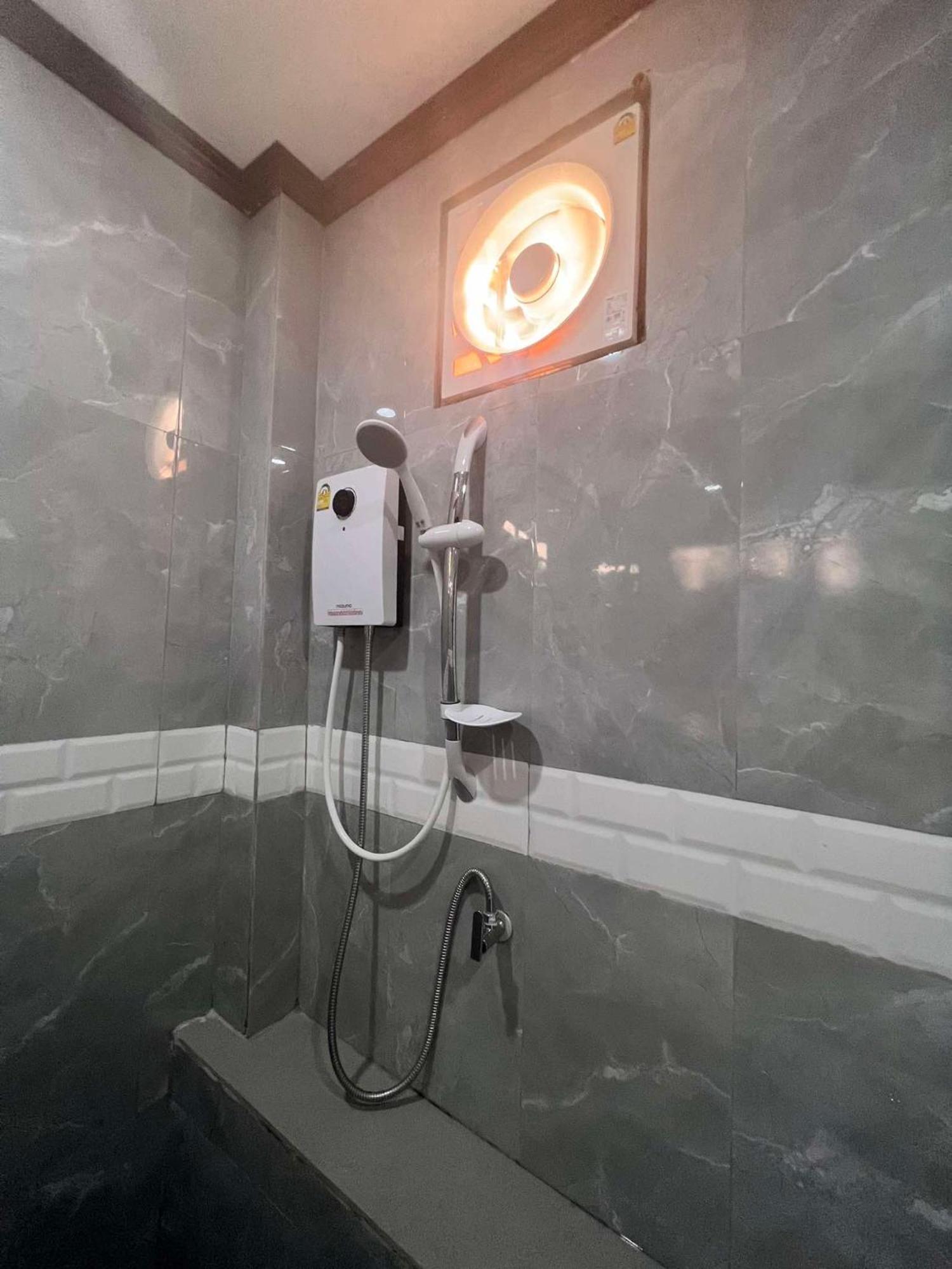 Lebijou Guesthouse - Konesavath Ban Dondét Zewnętrze zdjęcie