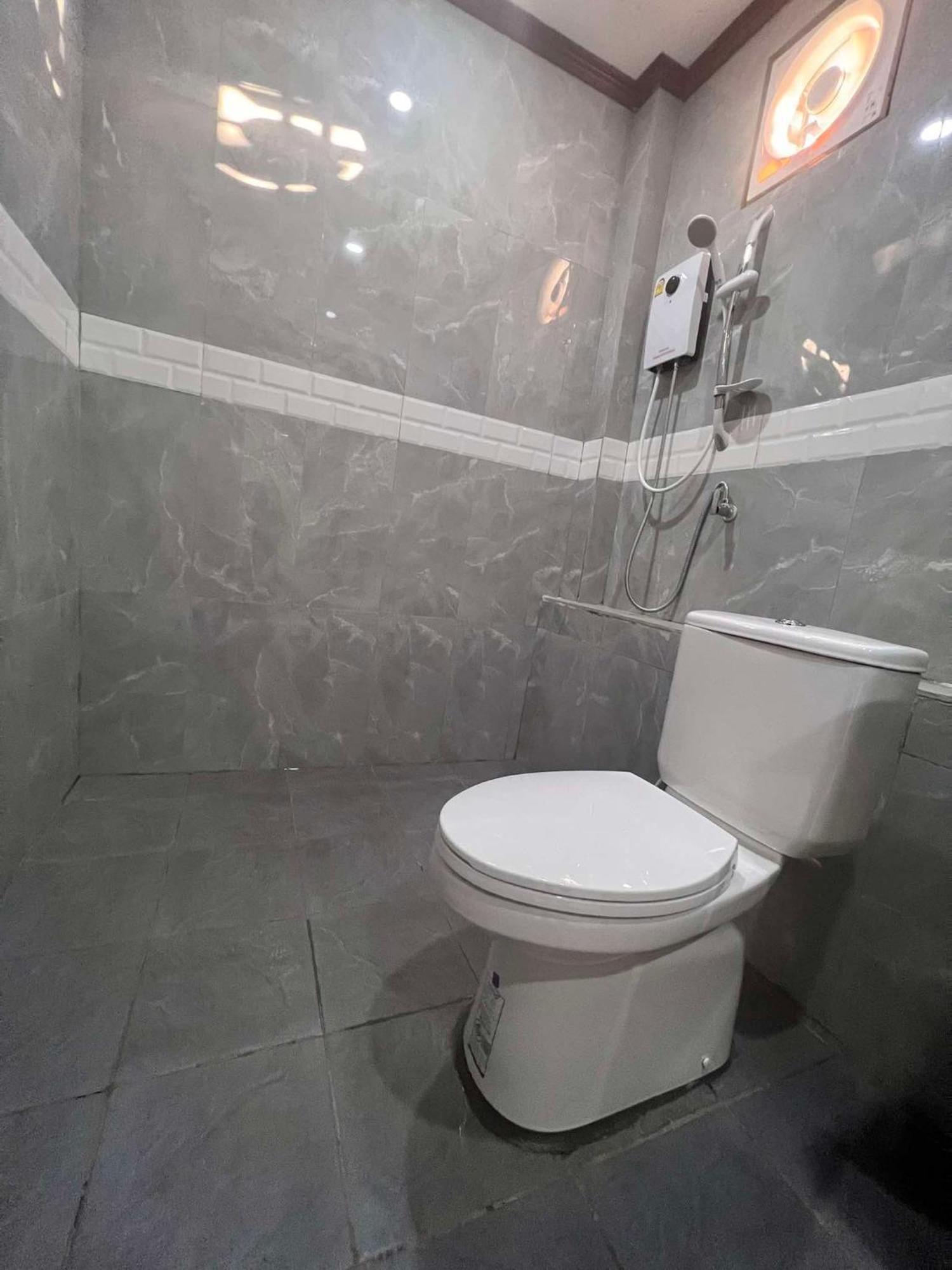 Lebijou Guesthouse - Konesavath Ban Dondét Zewnętrze zdjęcie